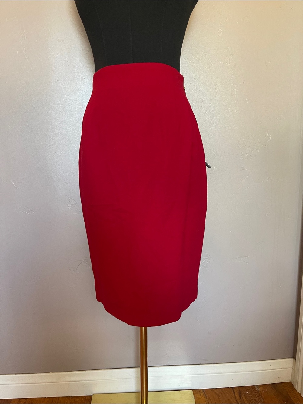 Vintage NWT Classiques Entier Nordstrom Red 100% Wool Pencil Skirt Size 2